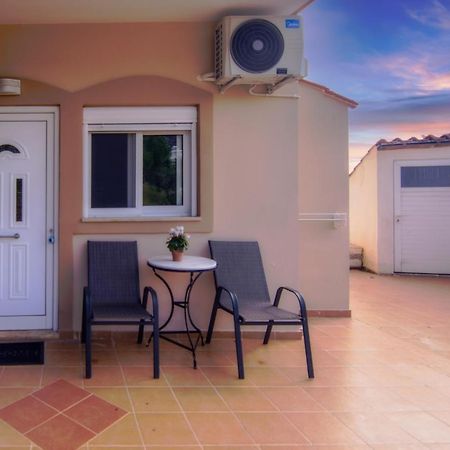 Irene Studio Panorama Apartamento Palaiochora Exterior foto