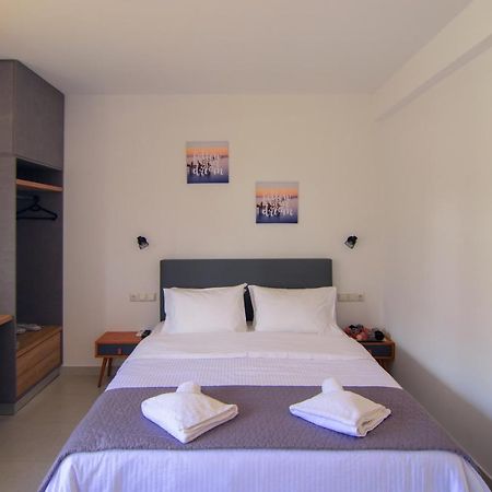 Irene Studio Panorama Apartamento Palaiochora Exterior foto